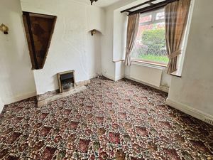 Lounge- click for photo gallery